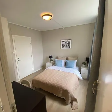 Krsferie I Sentrum شقة