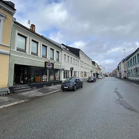 Krsferie I Sentrum شقة كريستينساند