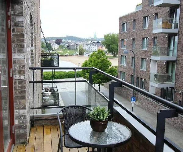 Krsferie I Sentrum Apartman *