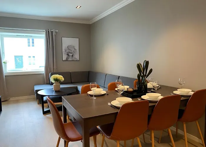 Lägenhet Krsferie I Sentrum *